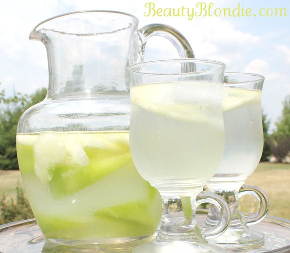 Naturally Flavored Cucumber Melon Infused Water at BeautyBlondie.com