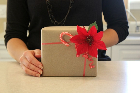 Add your Accent color in ribbons a flower and a candy cane and you are done