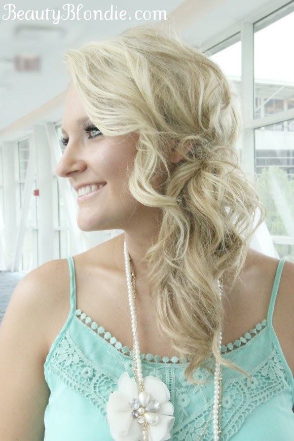 This is an amazing hairstyle that only takes 5 minutes to style 